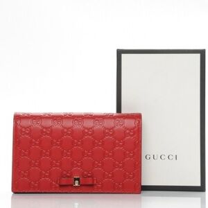 Gucci Signature Wallet on Chain Guccissima Leather Red